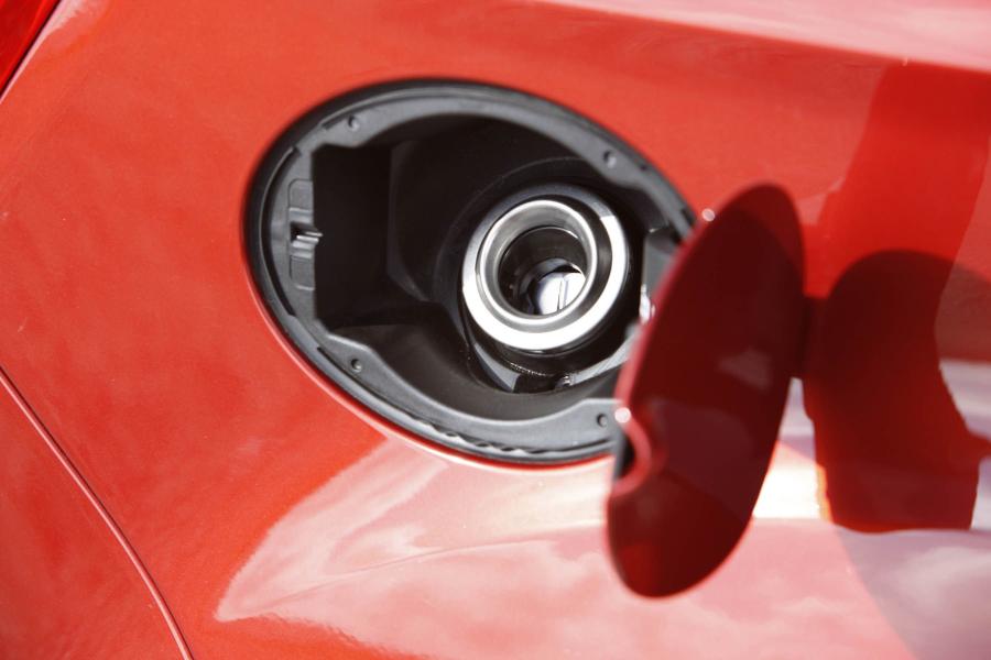 Как заправить форд куга из канистры - 92 фото